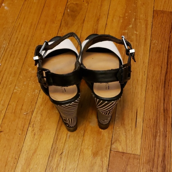 Call It Spring Platform Strappy Sandals Size 8 - Picture 4 of 8